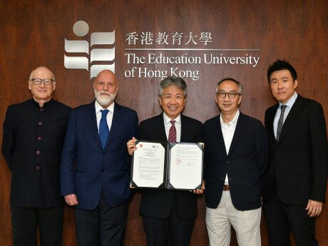 From the left: Professor David Coniam, Head of Department of Curriculum and Instruction; Professor Allan Walker, Dean of Faculty of Education and Human Development; Professor Stephen Cheung Yan-leung, EdUHK President; Professor Lui Tai-lok, Vice President (Research and Development); and Professor Lim Cher-ping, Chair Professor of Department of Curriculum and Instruction.