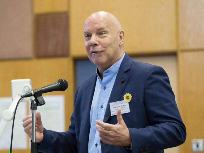  Professor Allan Walker welcomes the participants.