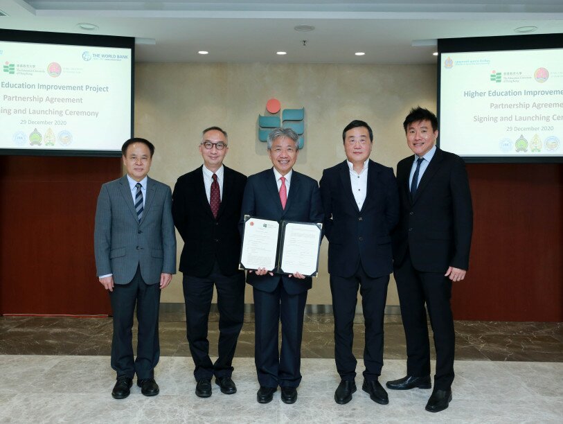 From left: Dr Simon Xu, Associate Vice President (Global Affairs); Prof Lui Tai-lok, Vice President (Research and Development); Prof Stephen Cheung, President; Prof Tsui Kwok-tung, Acting Dean of  FEHD; Prof Lim Cher-ping, Chair Prof of C&I. 