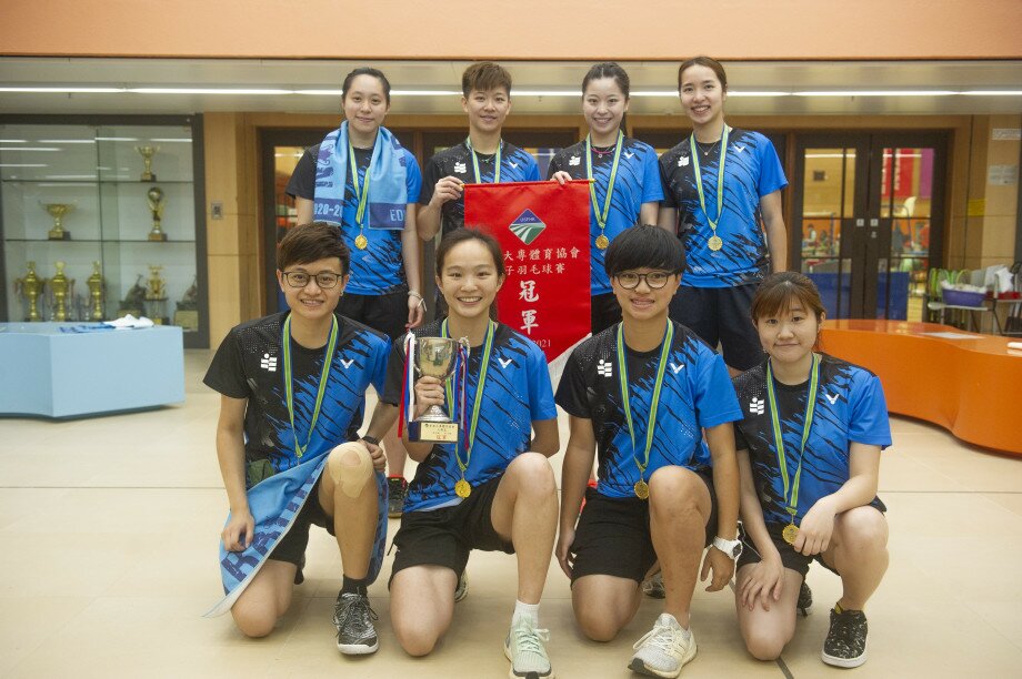 Women’s Badminton Team (Photo taken by Mr Edwin Leung)