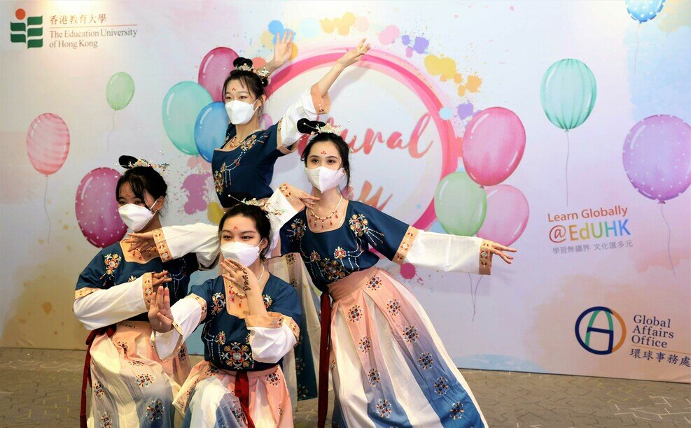 Exchange students from mainland China perform a traditional Chinese dance 