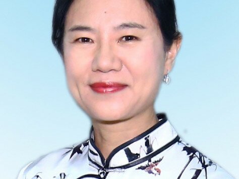 Ms Pau Chun-ping
