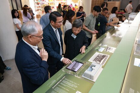 This exhibition uses old photos, artefacts, and interactive installations to review EdUHK's educational heritage in diverse forms